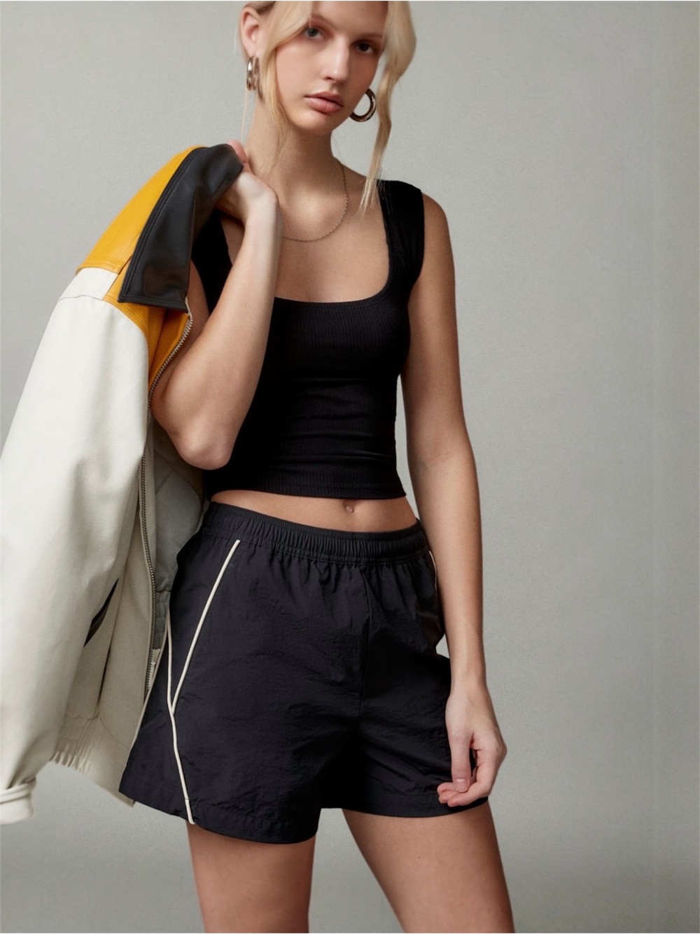 URBAN OUTFITTERS BDG Jess Nylon Black Track Shorts, Women’s XS